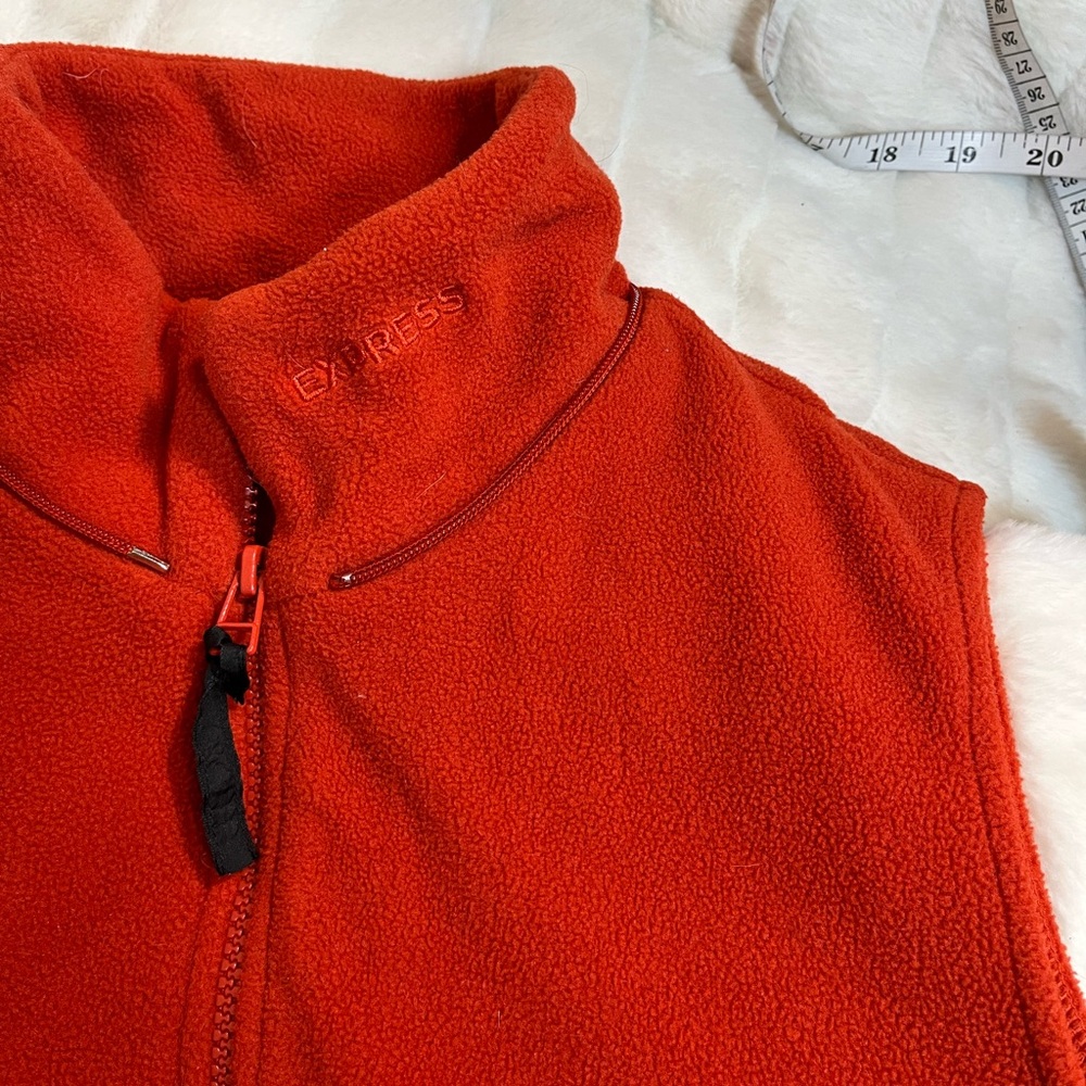Express Women’s M Red Orange Fleece Full Zip Camping Travel Hiking Fall Vest
